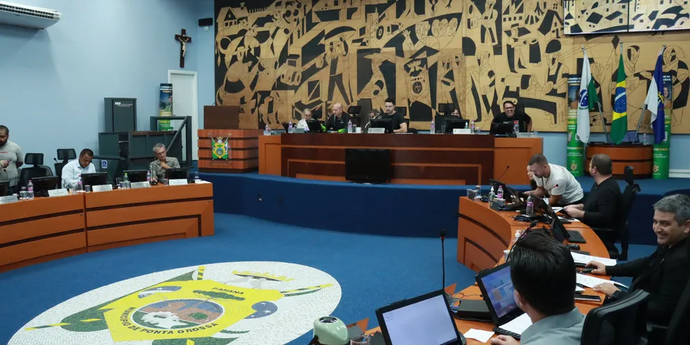 Discussão sobre salários dos vereadores de Ponta Grossa entrou em pauta nesta semana