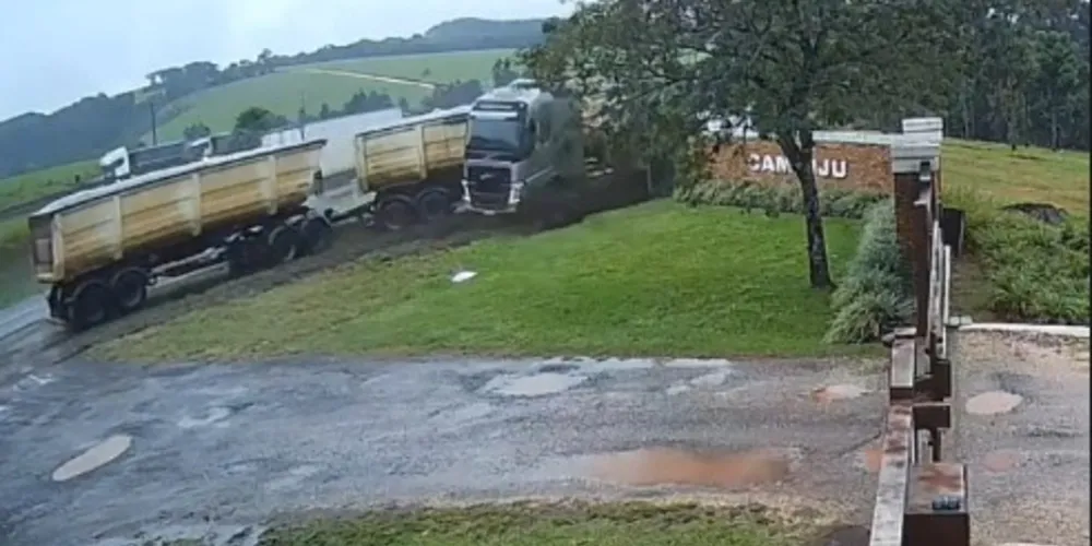 O sinistro do tipo colisão também envolveu um veículo de passeio