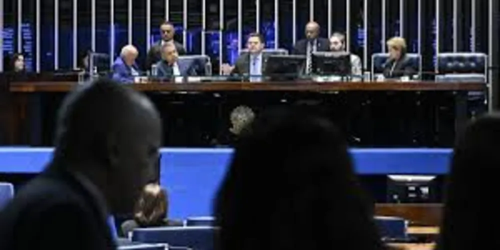 O texto aprovado na Câmara dos Deputados chegou ao Senado há mais de dez dias, mas ainda não teve um despacho de Alcolumbre