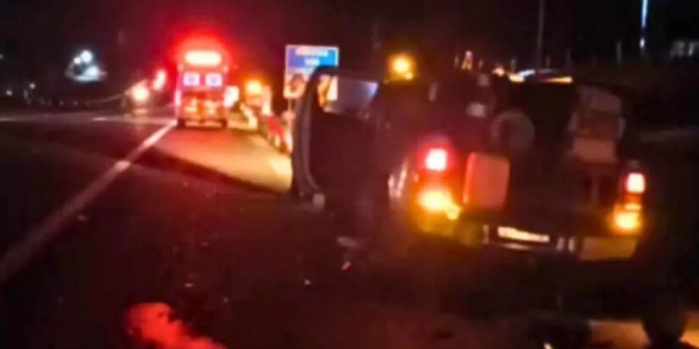Segundo a Polícia Militar Rodoviária, o acidente aconteceu por volta das 19h05