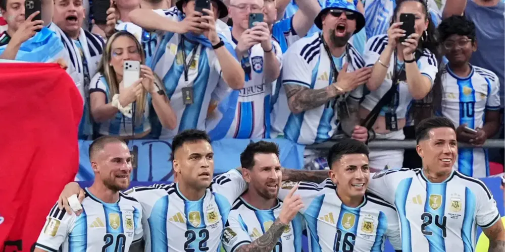 Atual campeã do mundo, Argentina entra em campo como favorita