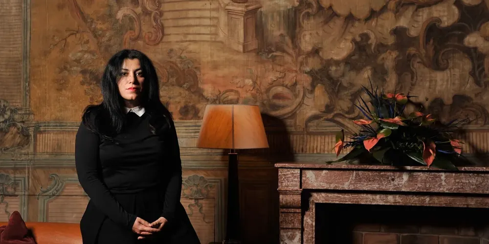 Marjane Satrapi durante uma sessão de retratos no 7º Festival de Cinema de Roma