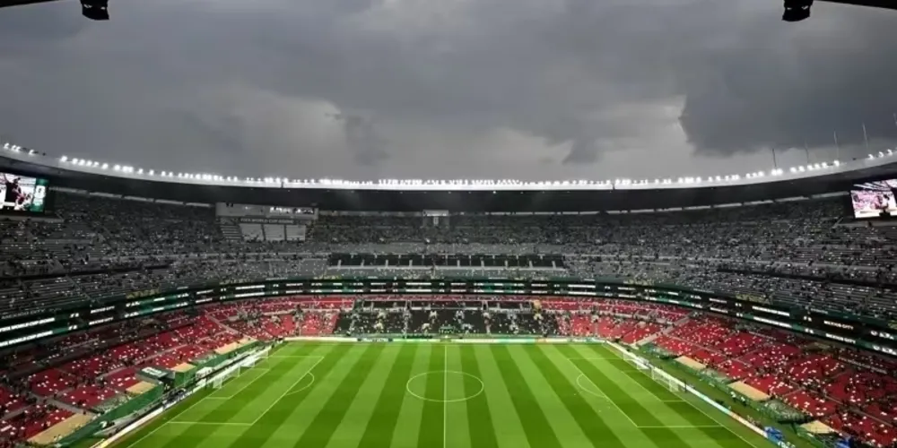 Estádio Azteca antes do início entre México e Equador, pela fase de 16-avos de final da Copa do Mundo