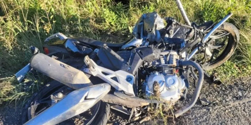 Motocicleta após acidente