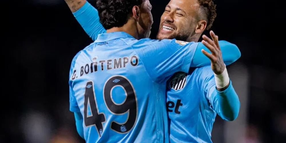 Santos e Coritiba voltam a se enfrentar neste domingo (17), às 11h, na Neo Química Arena