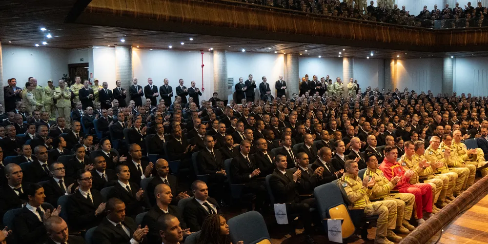 Formação de Praças - Corpo de Bombeiros Militar do Paraná