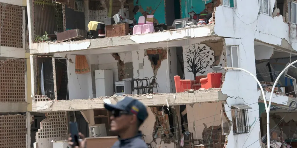 Também foram registrados outros terremotos na sexta e no domingo