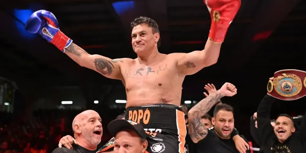 Acelino Popó Freitas é tetracampeão mundial de boxe