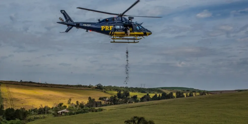 O helicóptero da PRF atuará para lançamento de sementes