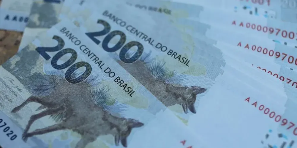 O fim do imposto de importação de 20% sobre compras internacionais online de até US$ 50 valerá a partir desta quarta-feira (13)