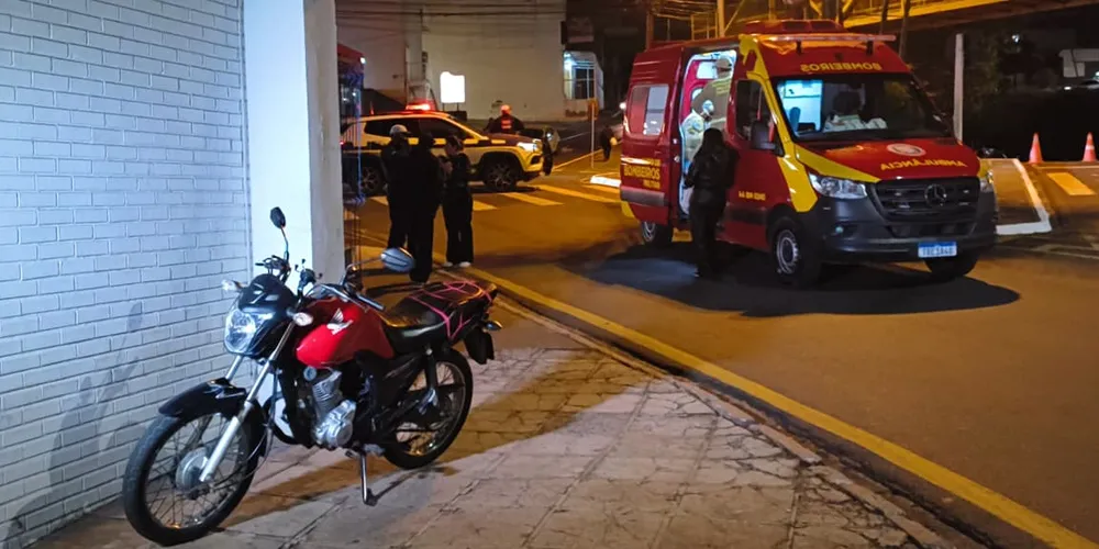 Com a colisão, o pedestre sofreu ferimentos considerados leves
