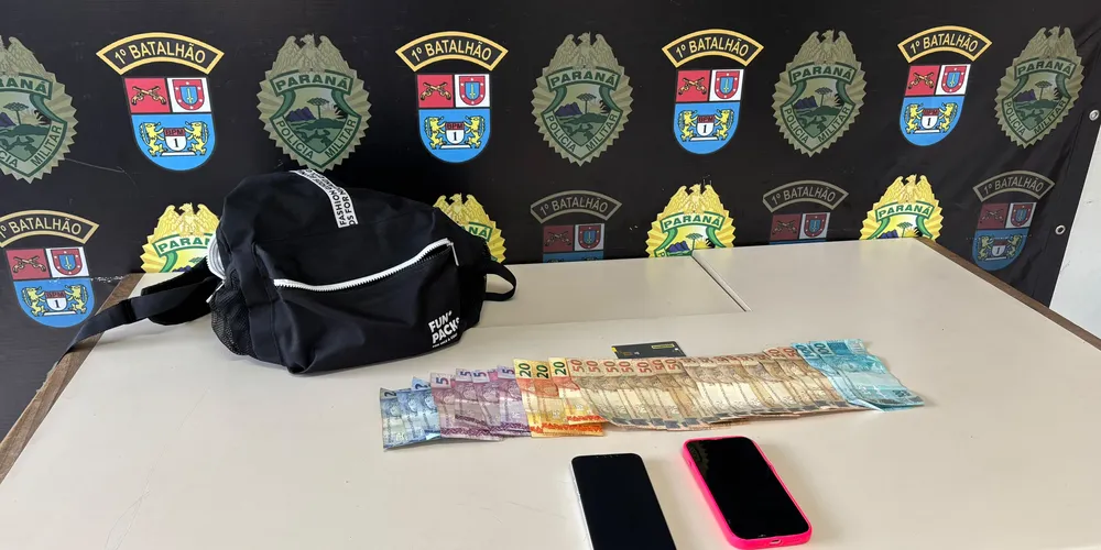Durante a ação, também foram encontrados objetos relacionados a uma ocorrência registrada na mesma data