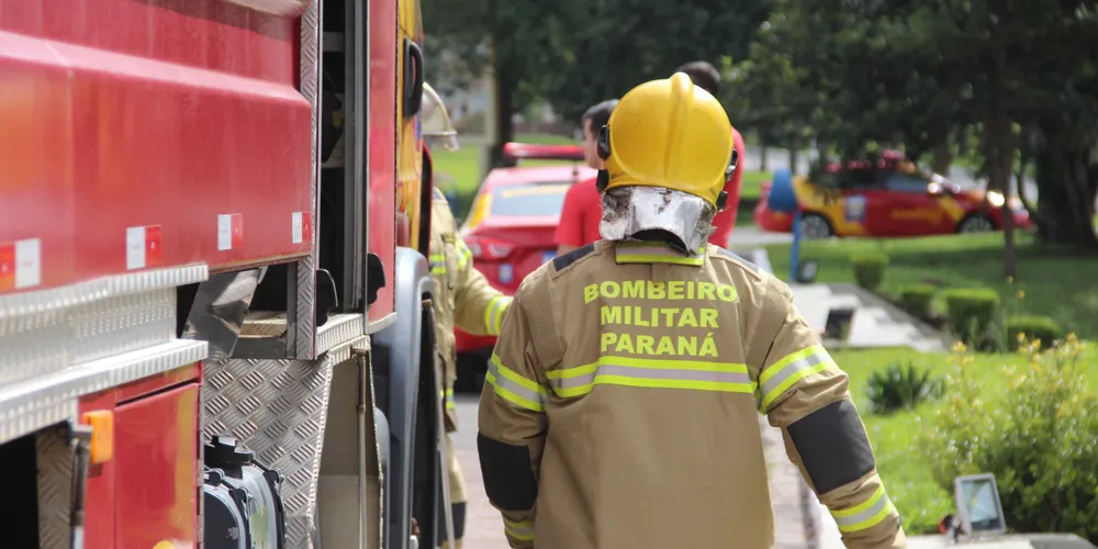 A proibição está prevista na Lei Federal nº 9.605/1998, conhecida como Lei de Crimes Ambientais