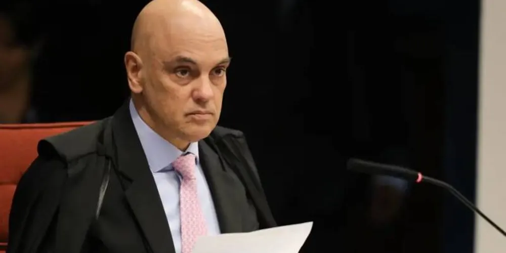 Flávio pede que Moraes seja declarado suspeito para analisar o requerimento apresentado por Lindbergh