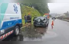 Adolescente fica ferido após carro bater na traseira de caminhão em Jaguariaíva