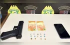 Adolescente é apreendido com drogas e simulacro de arma em PG