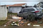 Batida em cruzamento faz carro invadir casa no bairro Buenos Aires