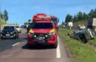 Carro capota após colidir contra caminhão na PR-151 em Ponta Grossa