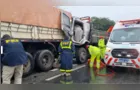 Pai é socorrido em estado de choque após ver filho morrer em acidente