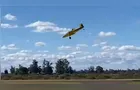 Vídeo mostra pouso de emergência de avião agrícola em aeroporto do RS