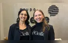 Bailarinas realizam rifa de camisa do flamengo