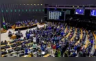 Câmara entra em semana decisiva da PEC 6×1 sem relatório concluído