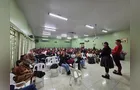'Doutores Palhaços' faz palestra sobre saúde e felicidade para educadores de Tibagi