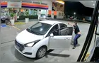 Homem que voltou armado a posto e trocou tiros com policial é preso