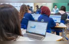 Ponta Grossa recebe piloto de 'Tutor IA', projeto para ajudar alunos em redações