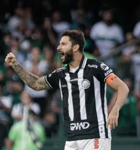 Boschilia marcou um dos gols da vitória do Fantasma