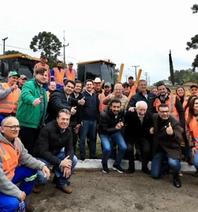 A assinatura da ordem de serviço marca o início da pavimentação dos últimos 8,8 km da estrada