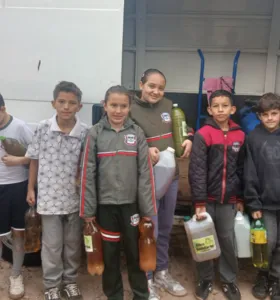 Alunos puderam atuar como verdadeiros agentes ambientais na iniciativa de reutilização do insumo