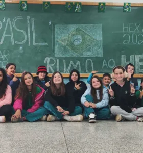 Estudantes puderam entrar no clima do torneio futebolístico