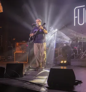 A música "Esquinas", de Cláudio Souza Farias, conquistou os jurados e garantiu o primeiro lugar do festival
