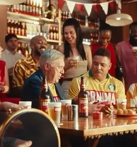 A iniciativa integra a campanha Tá Liberado Acreditar, estrelada por Carlo Ancelotti e Ronaldo