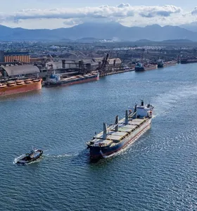 Exportações do Paraná crescem 7,7% em abril com soja e maquinários