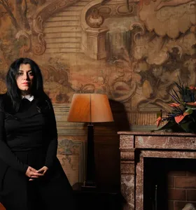 Marjane Satrapi durante uma sessão de retratos no 7º Festival de Cinema de Roma