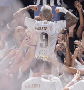 Com o resultado, o Santos ganhou um respiro no certame e chegou na 15ª colocação