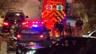 Homem que teria tornozeleira eletrônica morre baleado por policiais
