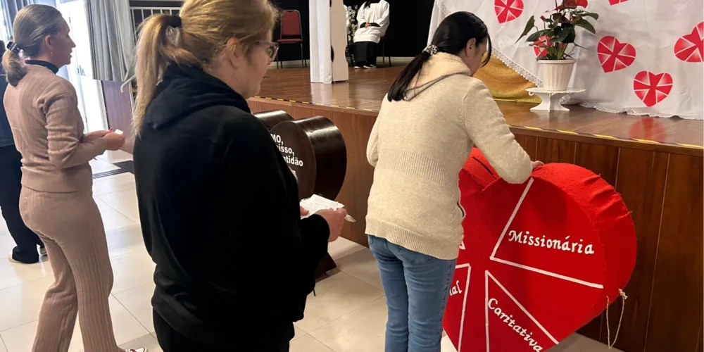 Ao longo de julho, as paróquias são convidadas a refletir sobre as quatro dimensões do dízimo