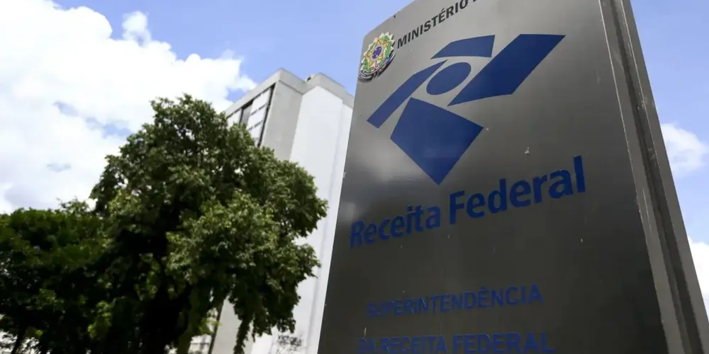 O valor da restituição é limitado a R$ 1 mil por pessoa