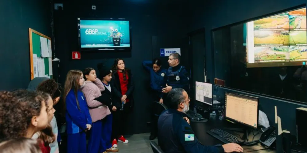 As crianças aprenderam como o sistema de videomonitoramento