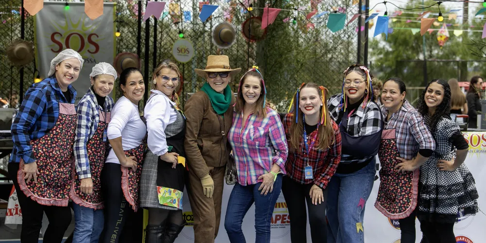A campestre revestiu-se de lindo decor junino para acolher a família de associados