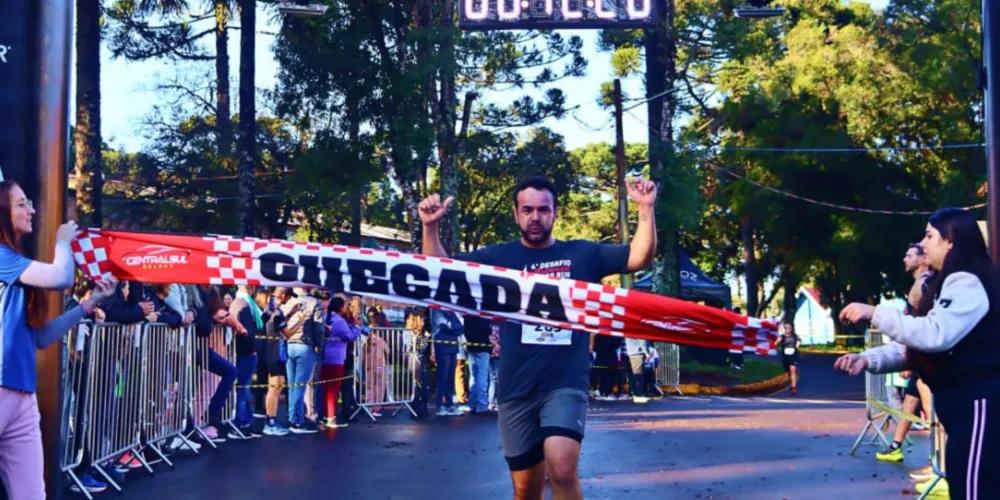 O evento reuniu cerca de 700 atletas de São Mateus do Sul e de diferentes cidades da região