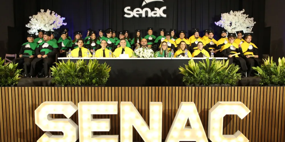 30 alunos participaram da formatura