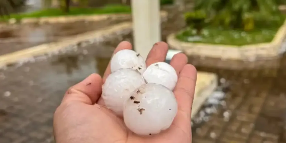 Em quase todo o estado, há aviso vermelho de grande perigo para acumulados de chuva