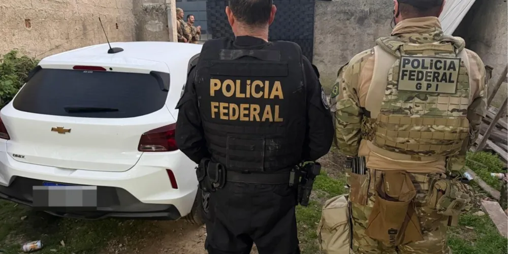 Os investigados poderão responder, conforme suas participações, pelos crimes de organização criminosa e tráfico internacional e interestadual de armas de fogo