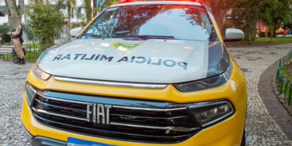 Os policiais estavam em uma viatura no momento do roubo