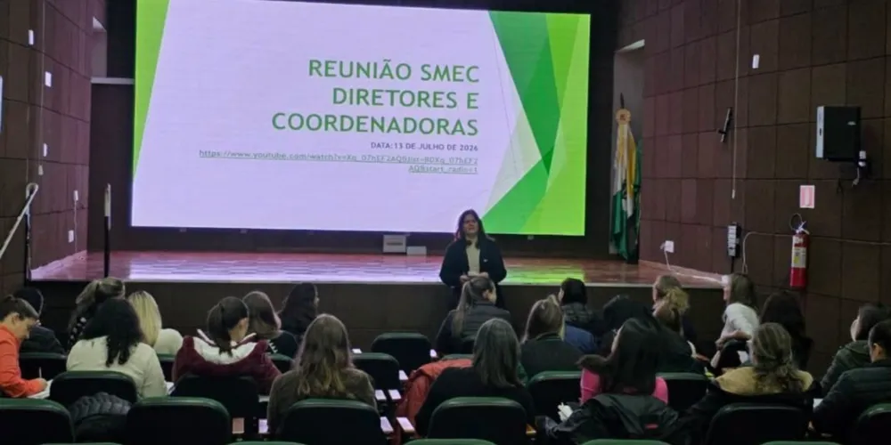 O encontro foi realizado nesta segunda-feira (13)