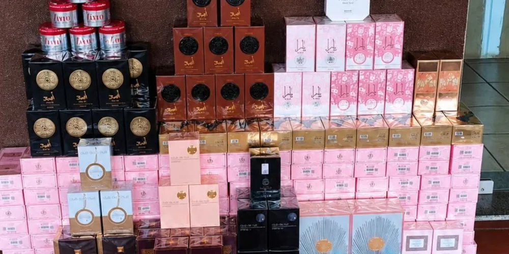A mulher informou que transportava os produtos para entrega em Ponta Grossa
